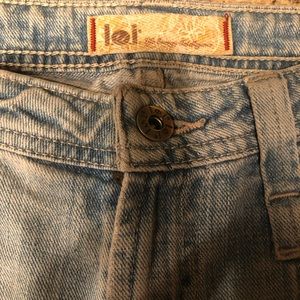 Lei Jean capris size 7